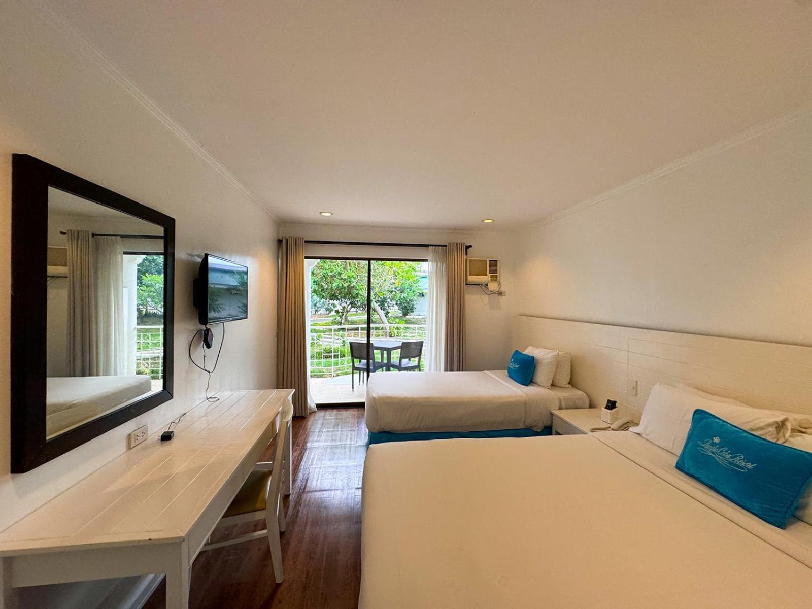 Pacific Cebu Resort Lapu-Lapu City Exterior photo